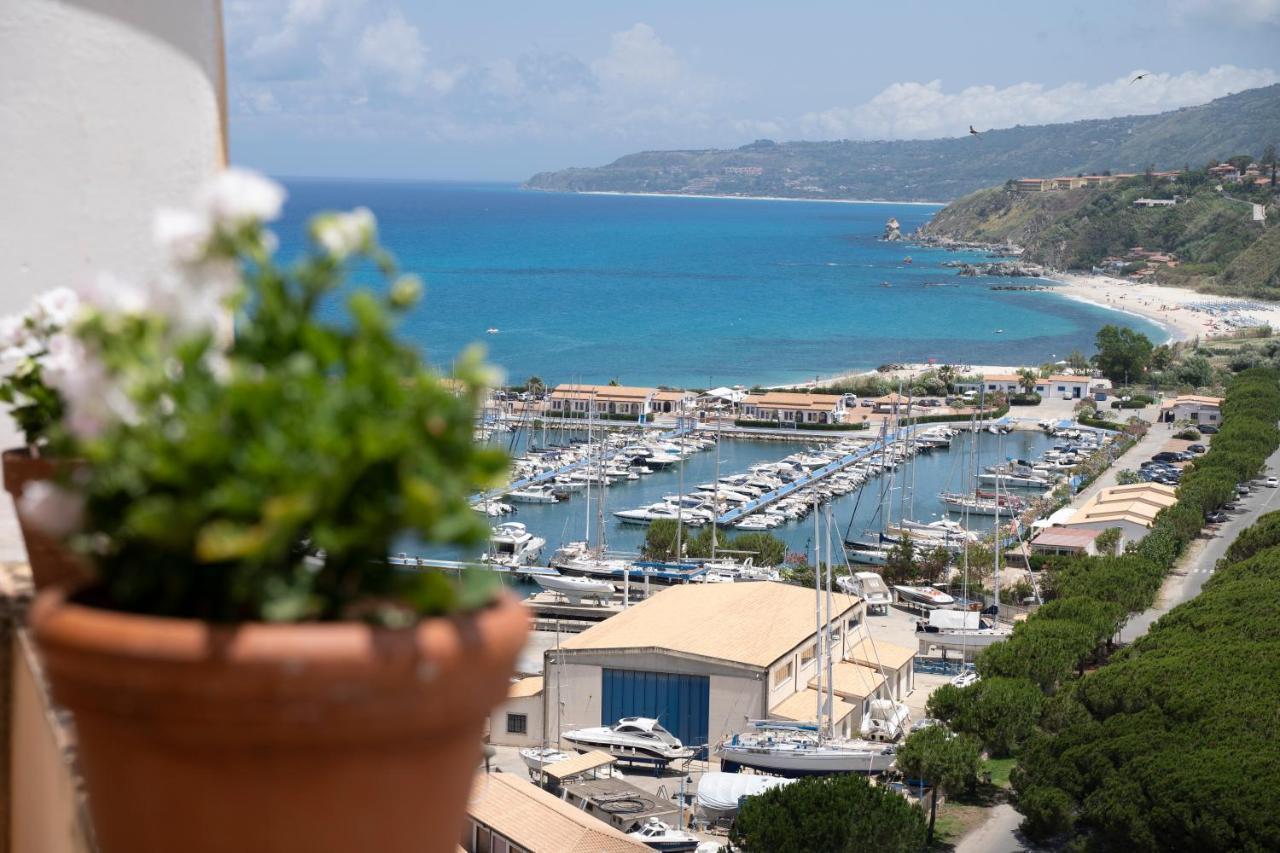 Il Casanova Hotell Tropea Exteriör bild
